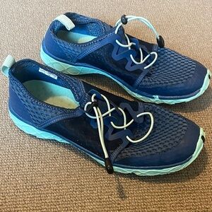 Aleader Women's Blue Water Shoes sz 9